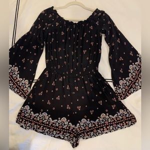 Kendall & Kylie long sleeve romper Size M